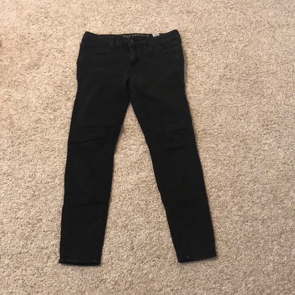 Women’s black jeggings